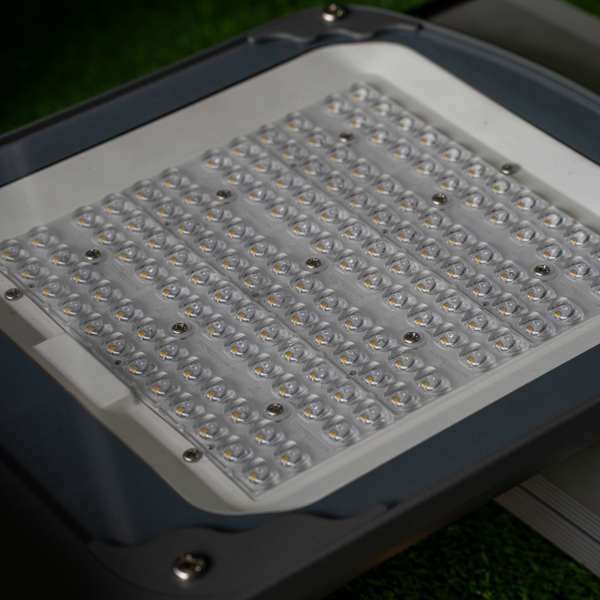 den-duong-cao-cap-nang-luong-mat-troi-dm61-series-h1